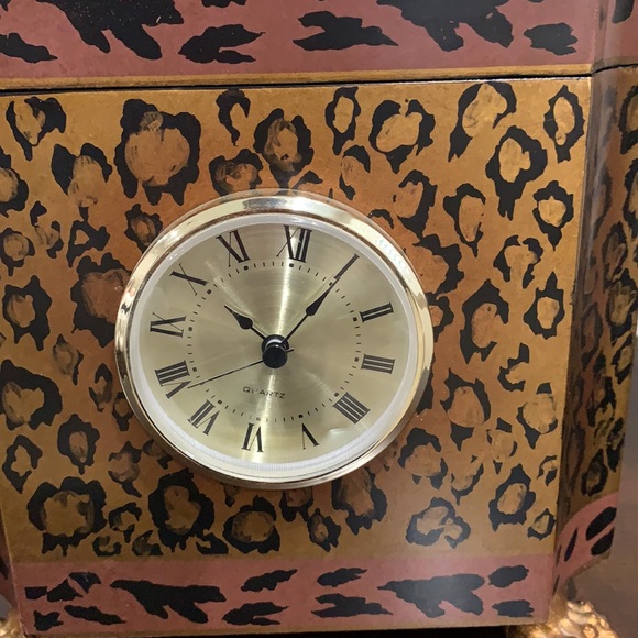 Animal Print Accent Clock - Picture 4 of 8